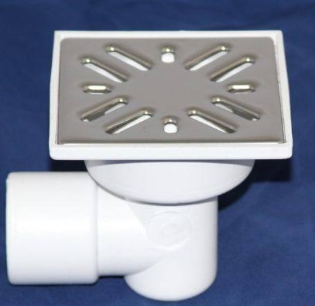 Трап 50 с горизонтальным спуском метал.решетка 150*150