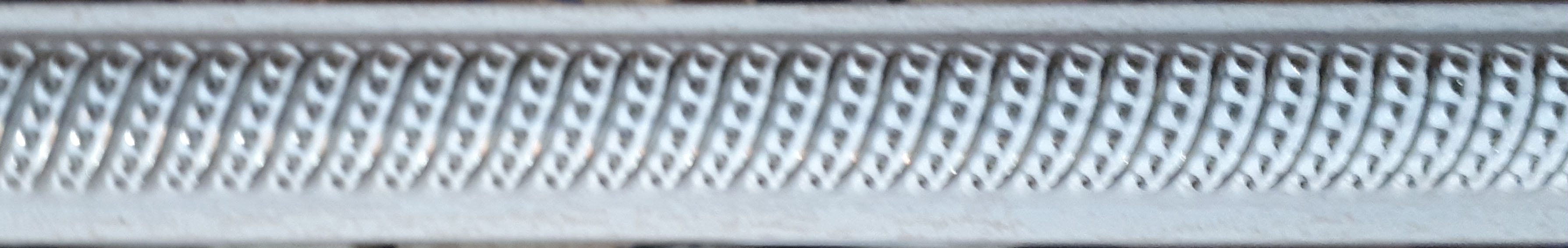 Интерьерный багет Идиллия  крем1,8-6  (2,4м)