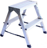 Лестница стремянка  двухсторонняя 2 ступени 7202